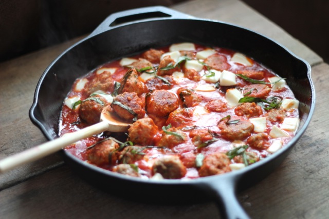 Turkey Meatballs in Spicy Tomato Basil Sauce with Fresh Mozzarella