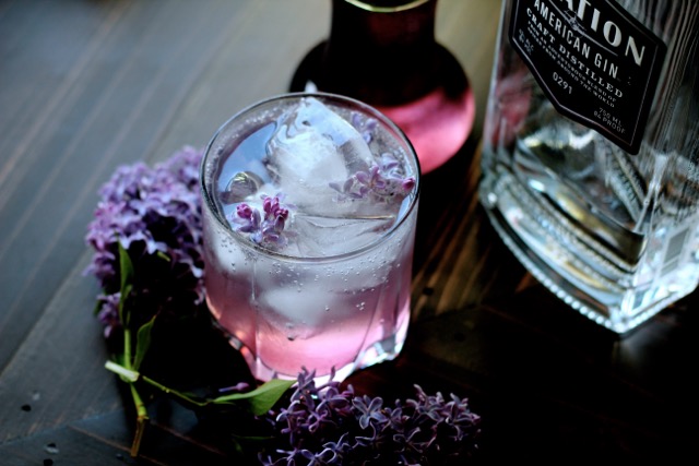 lilac gin & tonic