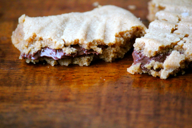 Nutella Stuffed Peanut Butter Cookies - Handle the Heat