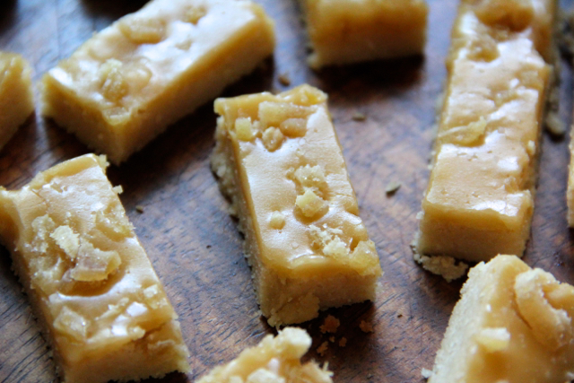 Buttery Ginger Shortbread Cookies