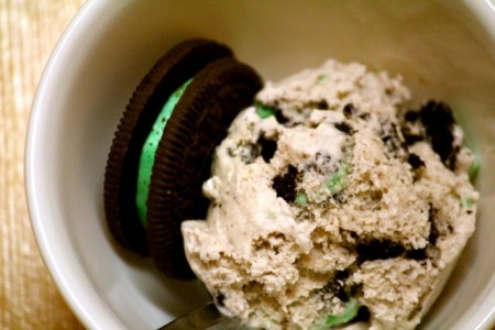 mint cookies and cream ice cream