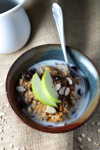 baked apple cinnamon oatmeal